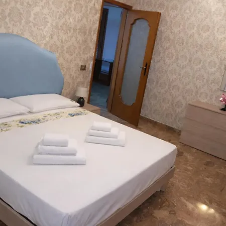 La Dimora Di Antonietta - Centro Storico Apartment Naples